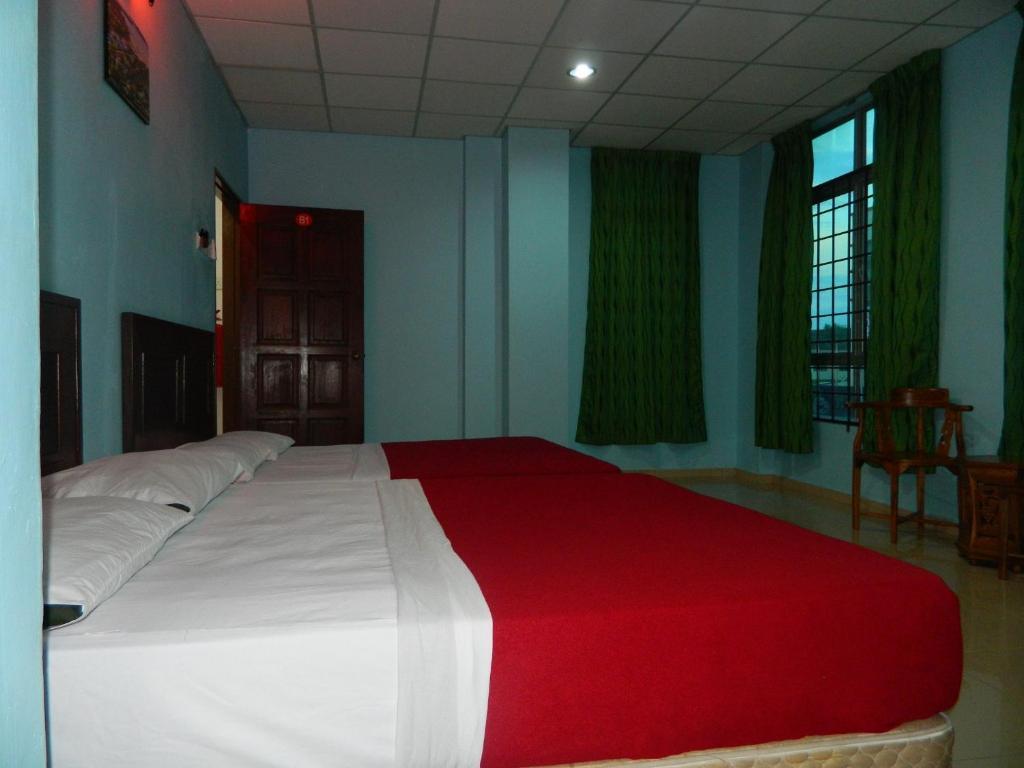 River Side Hotel Mersing Rum bild