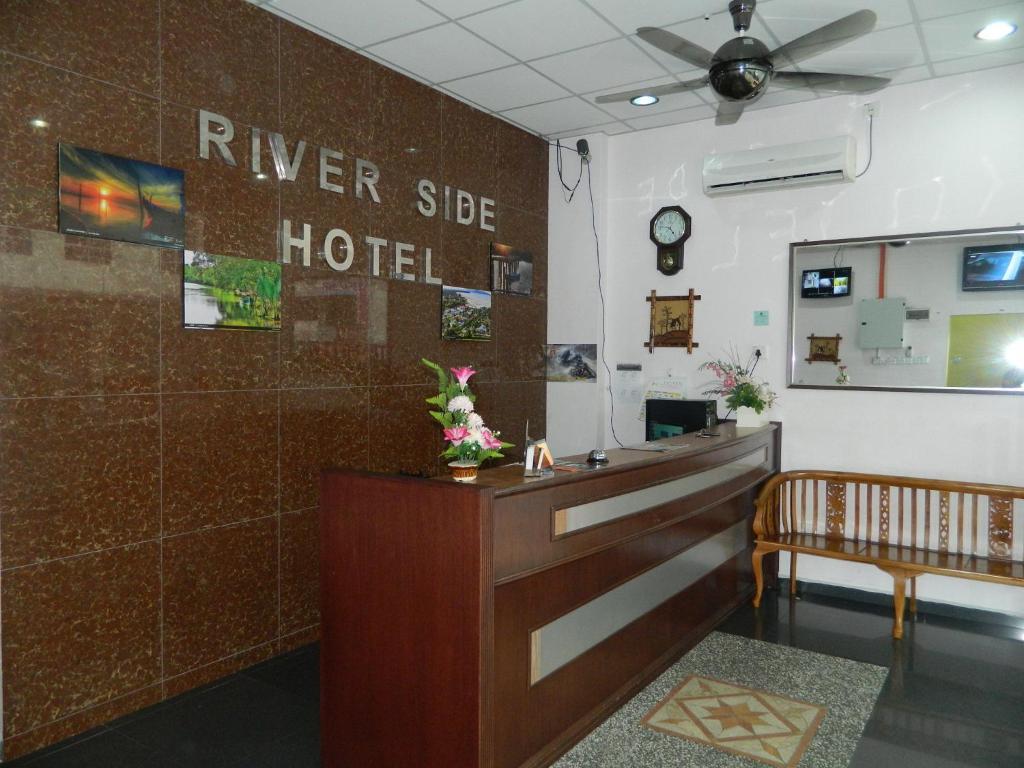 River Side Hotel Mersing Exteriör bild