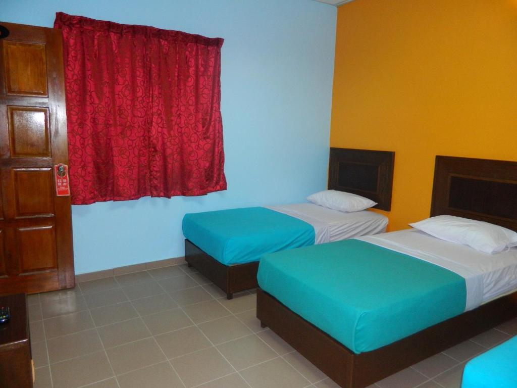 River Side Hotel Mersing Rum bild